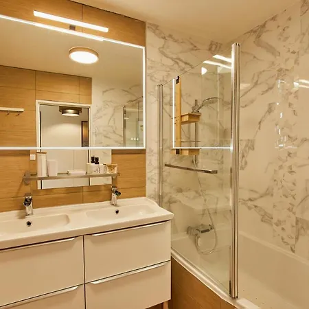 Apartment Avec Belle Vue Degagee Du 11e Etage